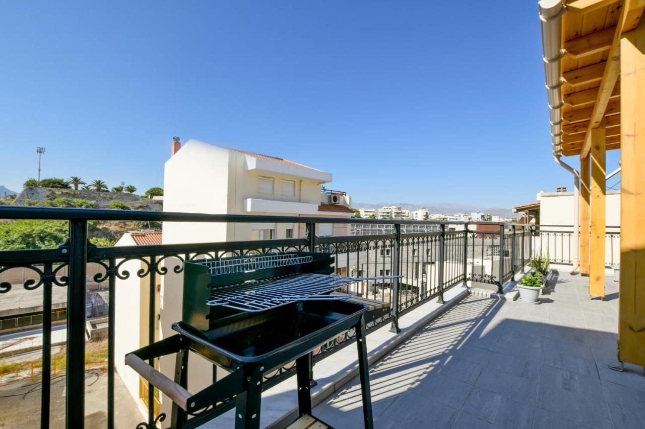 Sunset Luxury Suite - Rooftop Apartment In The City Center Heraklion  Екстер'єр фото